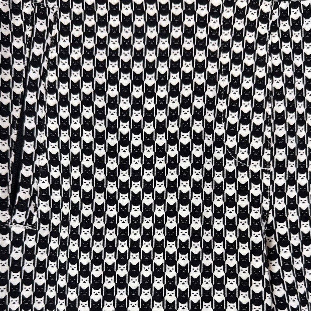 Betabrand Cat Print Black and White Trousers Size Small Tall - Picture 5 of 10